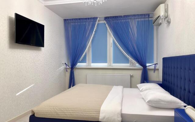 Apartments Pro (Apartments Pro) on Novo-Sadovaya street 106M