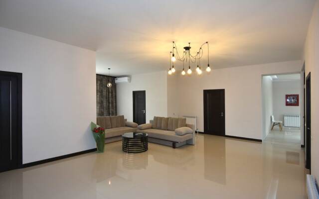 Villa in Nork