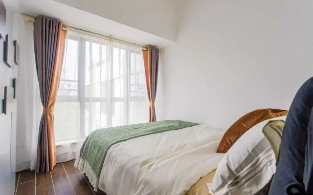 Locals Boutique Apartment Huafa No.11