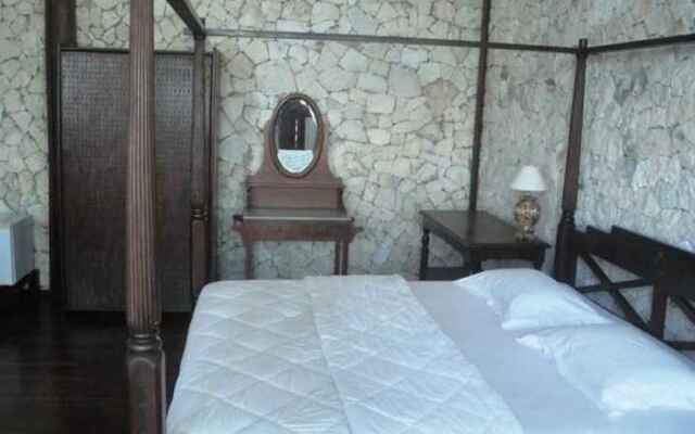 Hotel Nirwana Laut