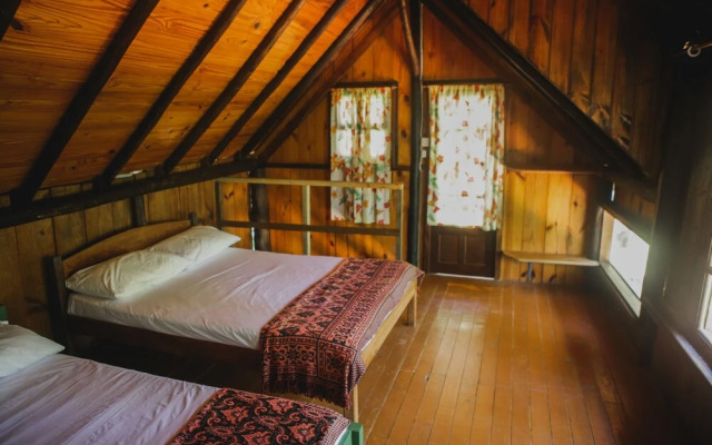 Warung Guest House