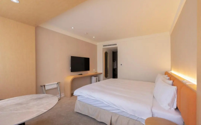 Tainan California Villa