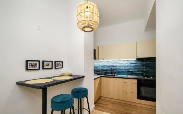 Stylish spot by the River Danube