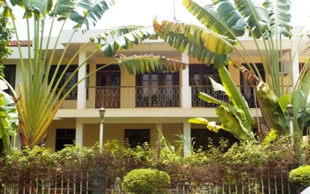 The Pink Daisy Bed and Breakfast
