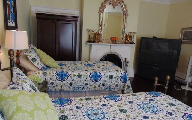 The Rendell Shea Manor