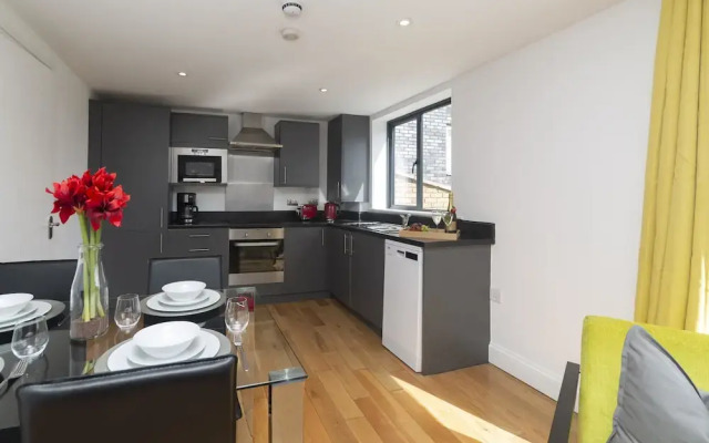 Boutique Tower Bridge Apartment