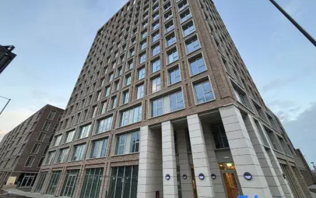 Stylish apartment in central Birmingham, with Parking