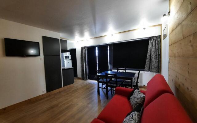 Appartement Les Menuires, 1 pièce, 4 personnes - FR-1-452-257