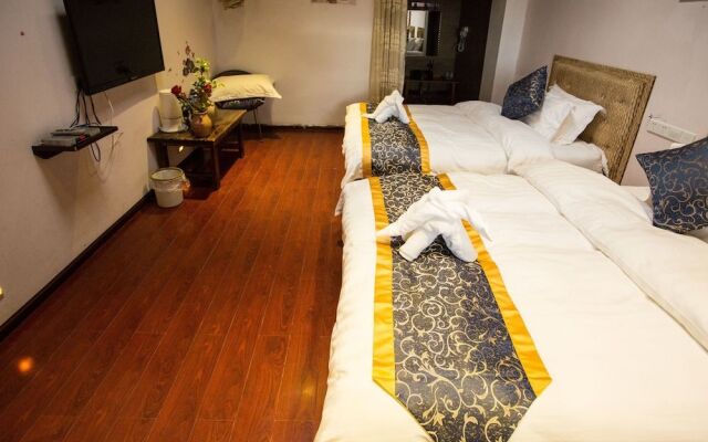 Travel Around the World Inn