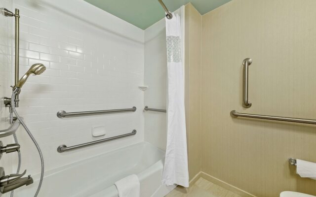 Hampton Inn & Suites Gulfport I-10