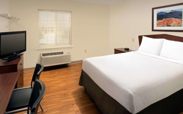 WoodSpring Suites San Antonio Fort Sam