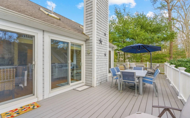 The Endless Summer Hideaway