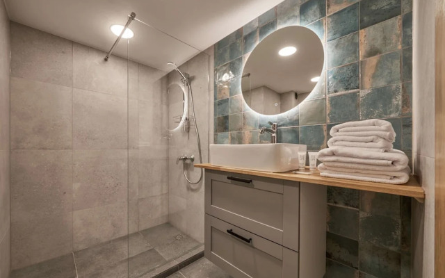 Queen Barbora Central Lofts