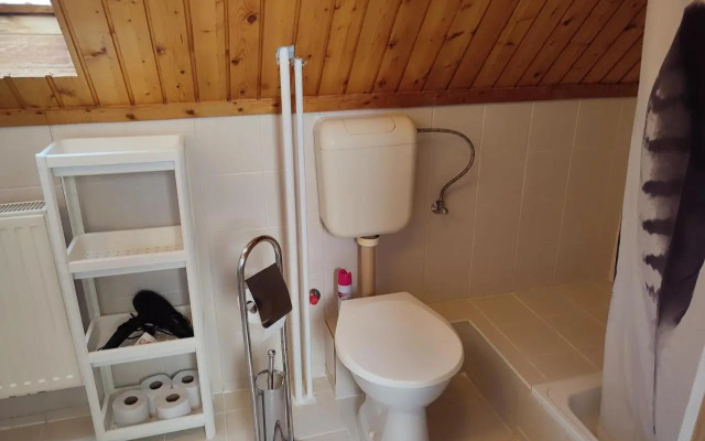 Aranyharmat Apartman