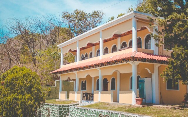 Cima Dorada Villa