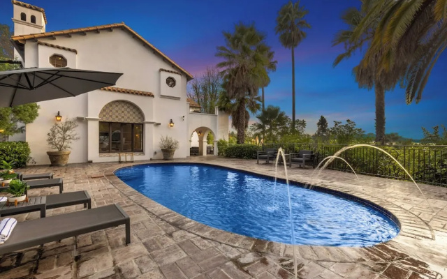 Spanish Villa - Stunning Coldwater Canyon Villa With Pool and Views