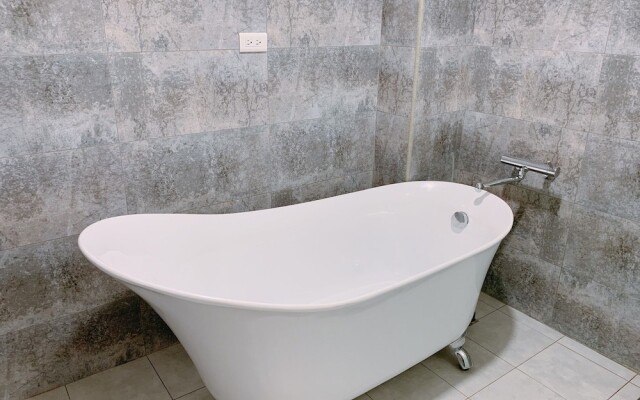 Taomi 5211 B&B