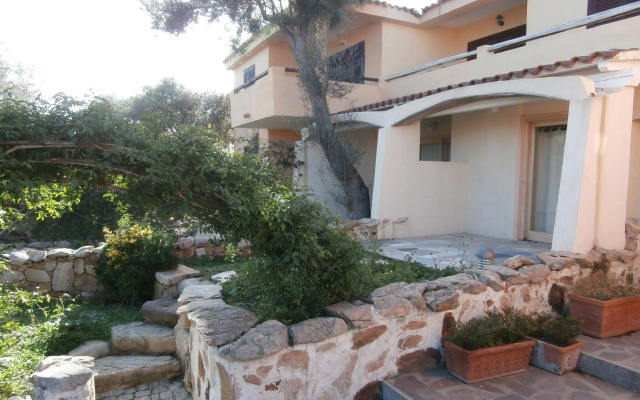 Baia de Bahas Residence