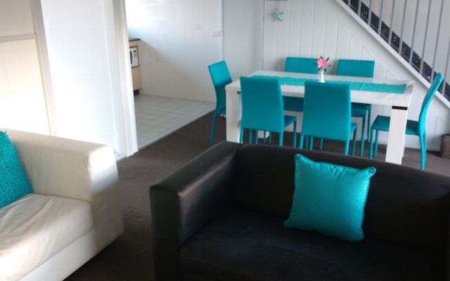 Diamond Island Resort & Penguin viewing