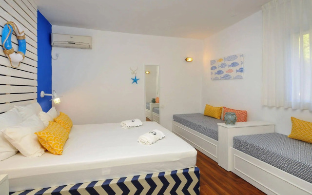Kibbutz Gesher Haziv Travel Hotel