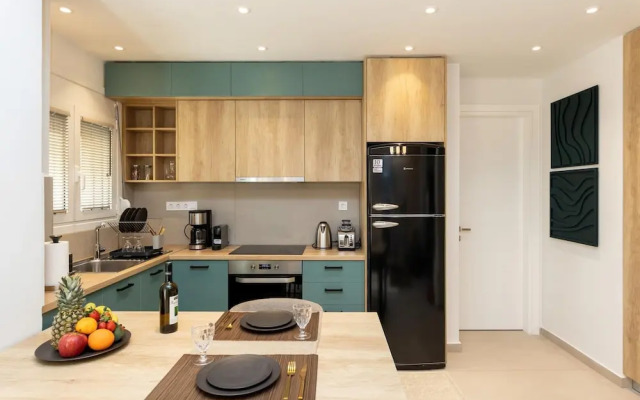Urban Apartment in Egaleo