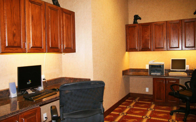 Hampton Inn & Suites Stephenville