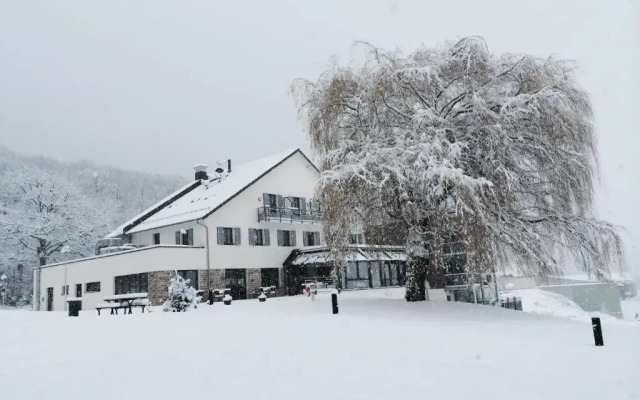 Hotel Restaurant Le Cleebourg