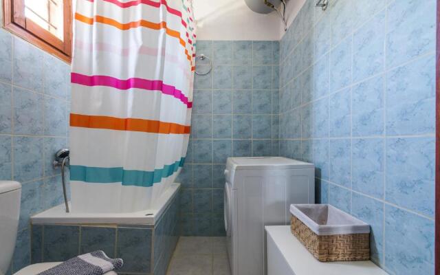 Stavros Hideaway 2 bedroom 6 persons house.