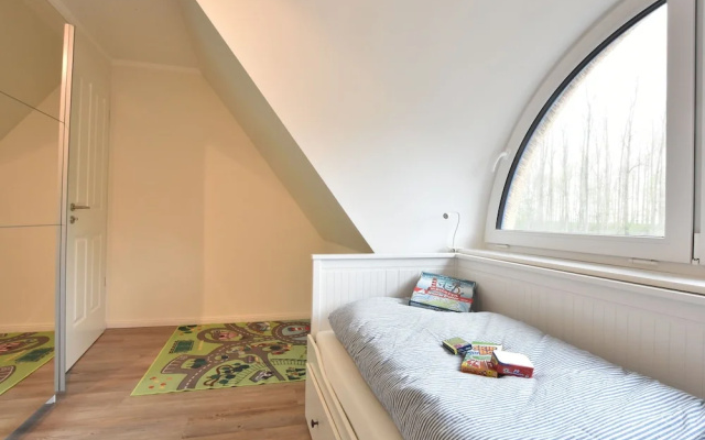 Spacious Holiday Home in Rerik near Baltic Sea Beach