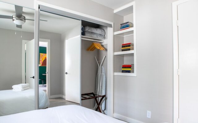 WanderJaunt Gilmore 1BR Clarksville