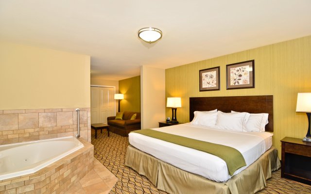 Holiday Inn Express and Suites Williston, an IHG Hotel
