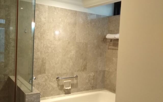 Times Square Service Suite By DaisyHomes