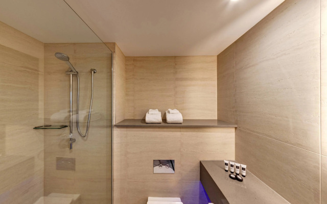 Distinction Luxmore Hotel