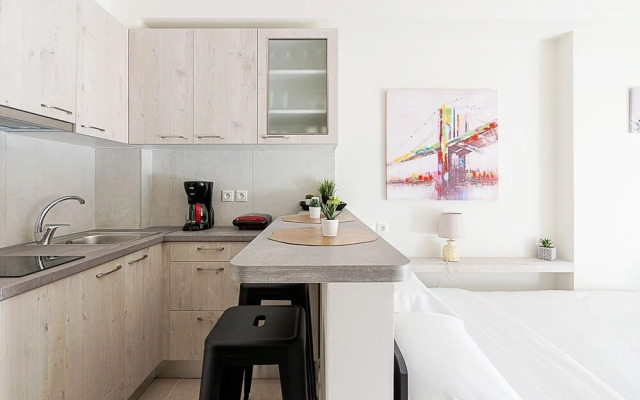 Modern Athens Studio by Cloudkeys