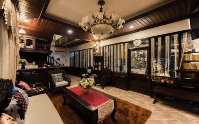 Restaurant Luang Prabang Bakery & Guest House