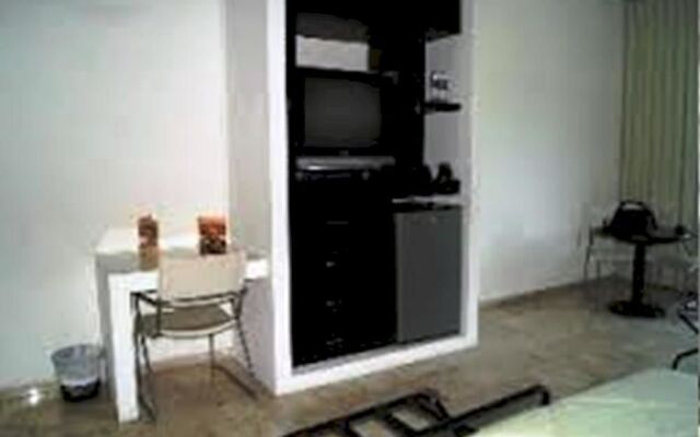 Montroi Hotel and Fitness