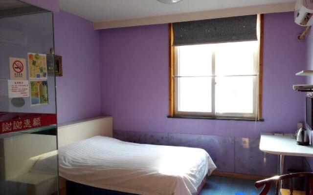 Holiday Hostel