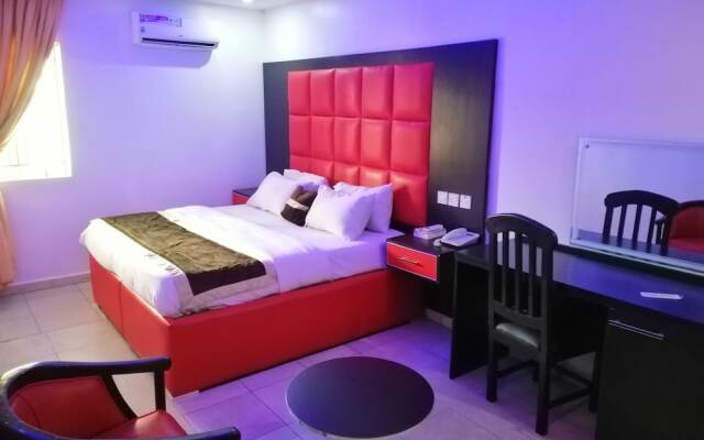 Chalon Suites