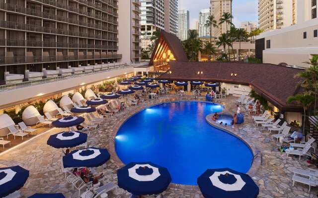 OUTRIGGER Reef Waikiki Beach Resort