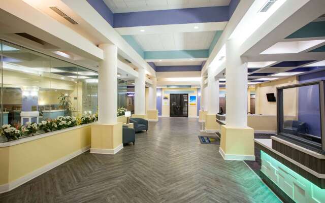 Super 8 by Wyndham Mobile I-65