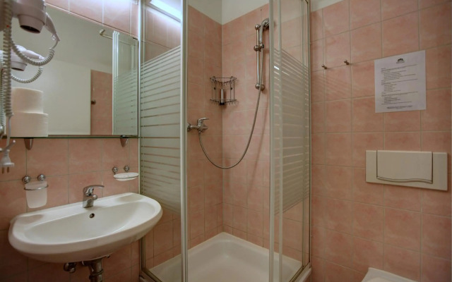 Hotel Pension Bernstein