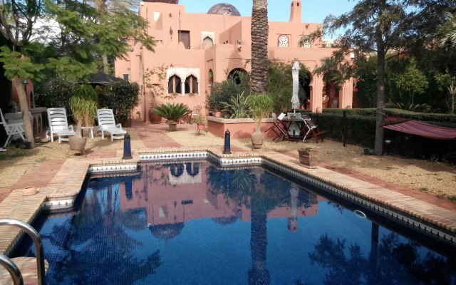 Casa Rural Palacete Árabe Albanta