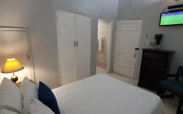 Hotel Class Colonial