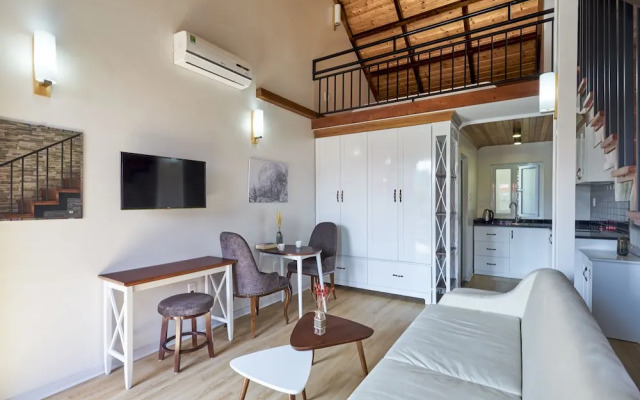 Little Colmar - Homestay & Pottery Studio