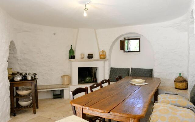 Trulli Estate in Puglia with Panoramic Pool