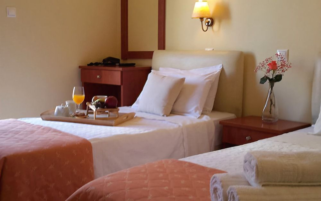 CiTYZen Hotel Loutraki