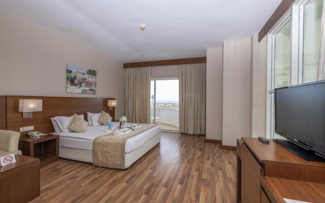 Roma Beach Resort & Spa