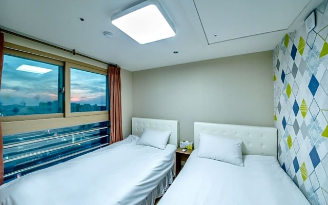 Sky Hill Hotel