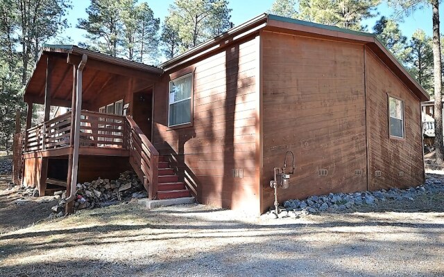 Juniper Pines Cabin - Five Bedroom Cabin