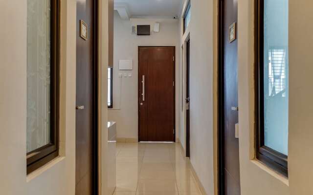 OYO Life 90211 I-sidji Inn
